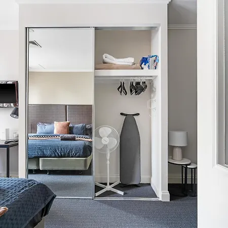 Style And Convenience On Little Bourke Apartment Melbourne Exterior photo